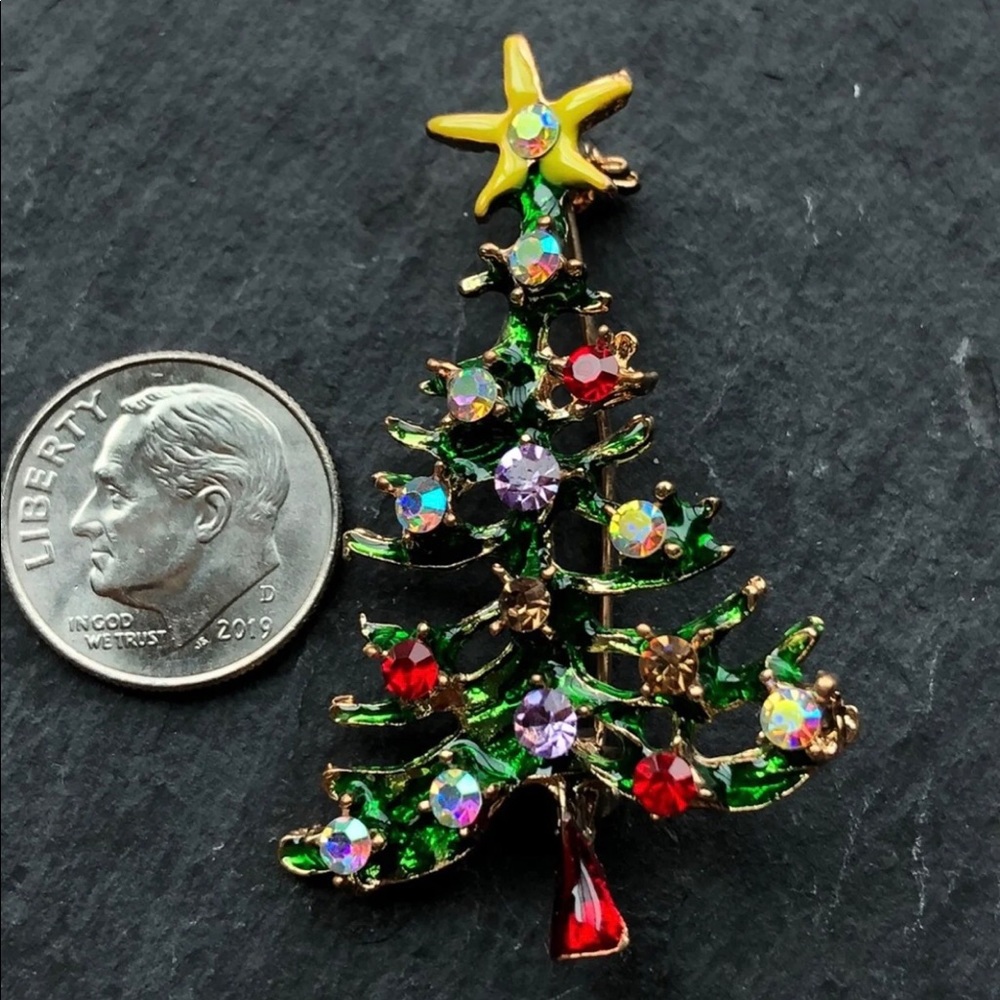 Christmas ornament brooch - Picture 1 of 3